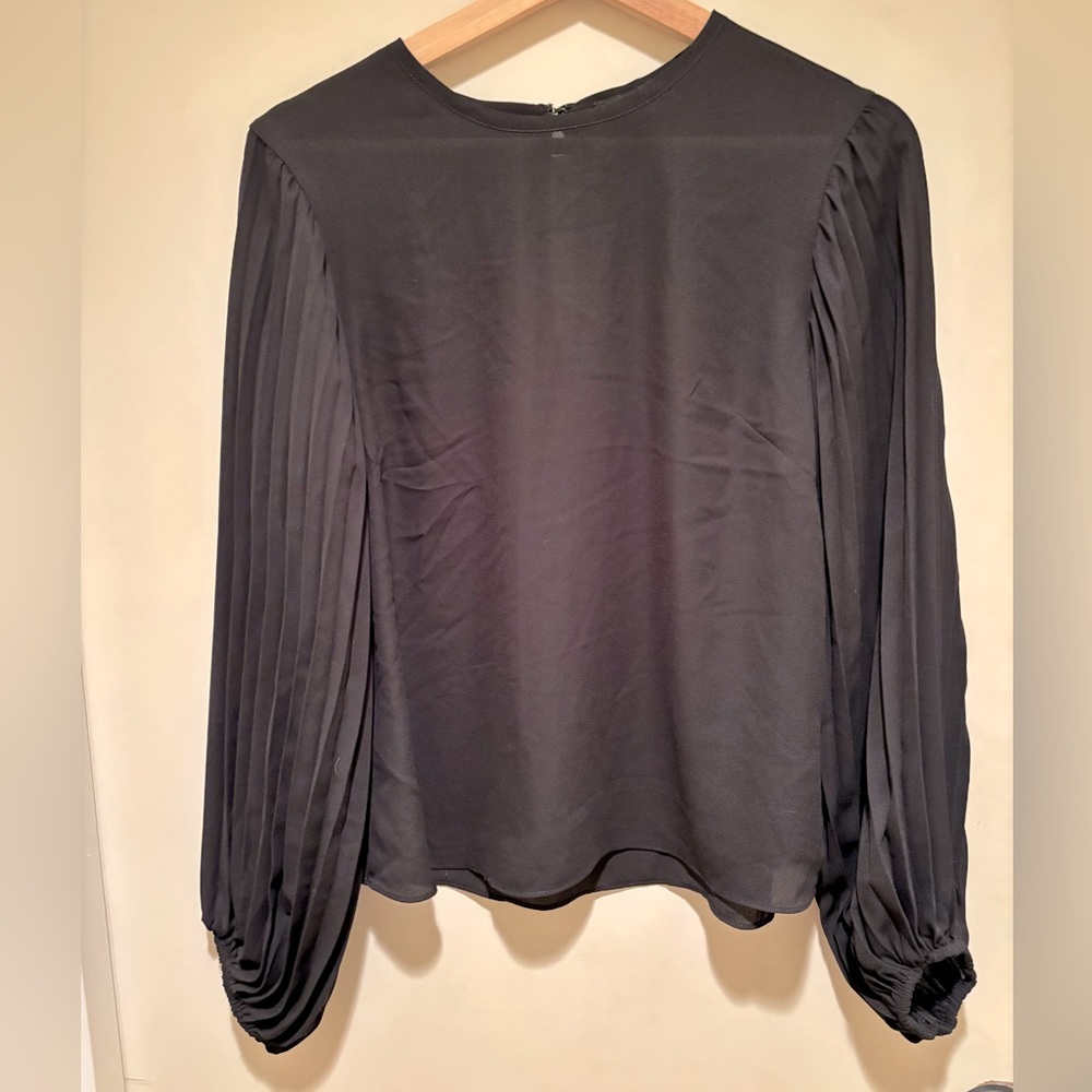 NWT Catherine Malandrino Long sleeve Black blouse Size M